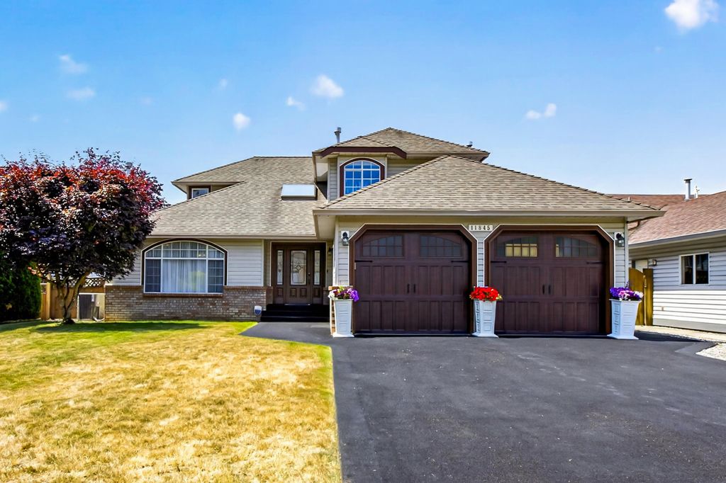 Photo of 11845 190th Street, Pitt Meadows, BC V3Y 2L2 (MLS # R3140123)