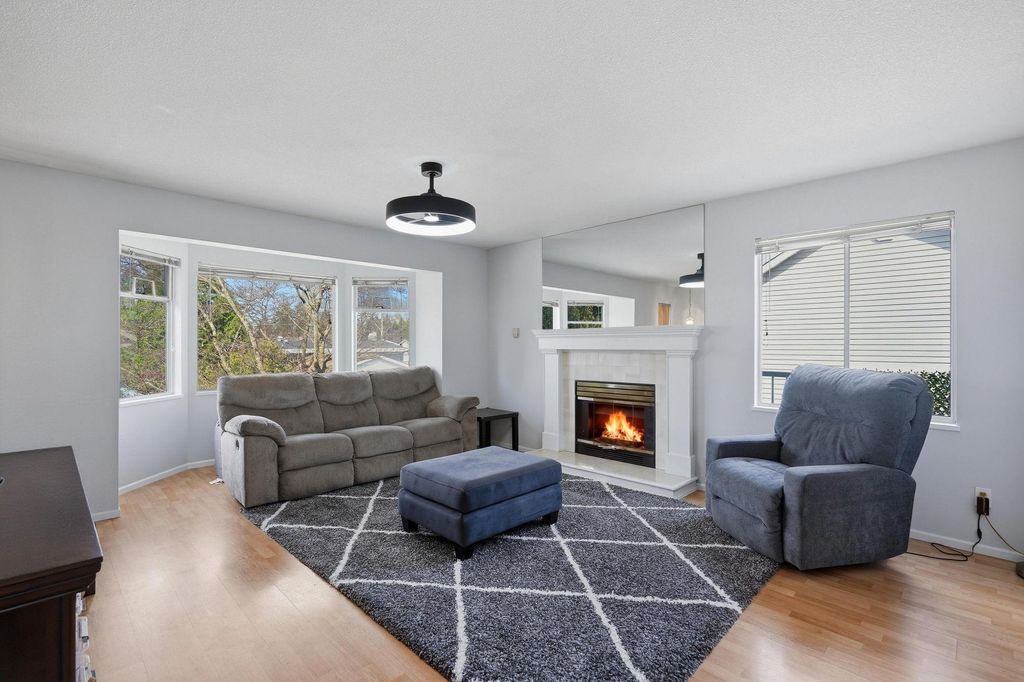 Photo of 11954 Hawthorne Street #5, Maple Ridge, BC V2X 6V4 (MLS # R3113596)