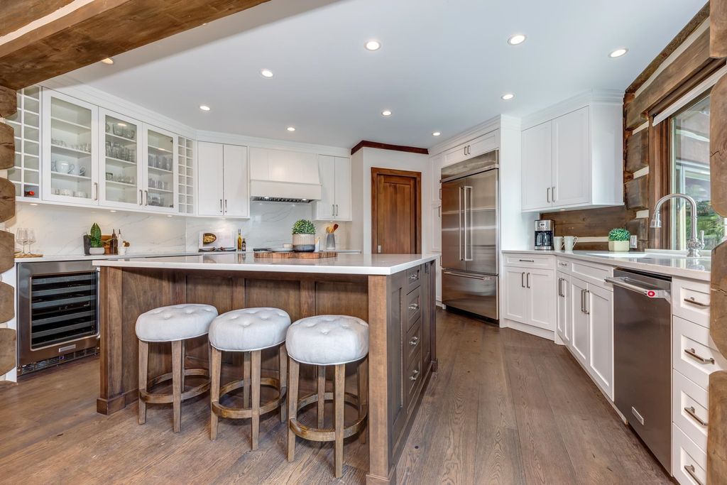 listing image 1106220455943037759