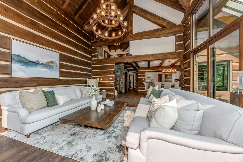 listing image 1102738563470186623