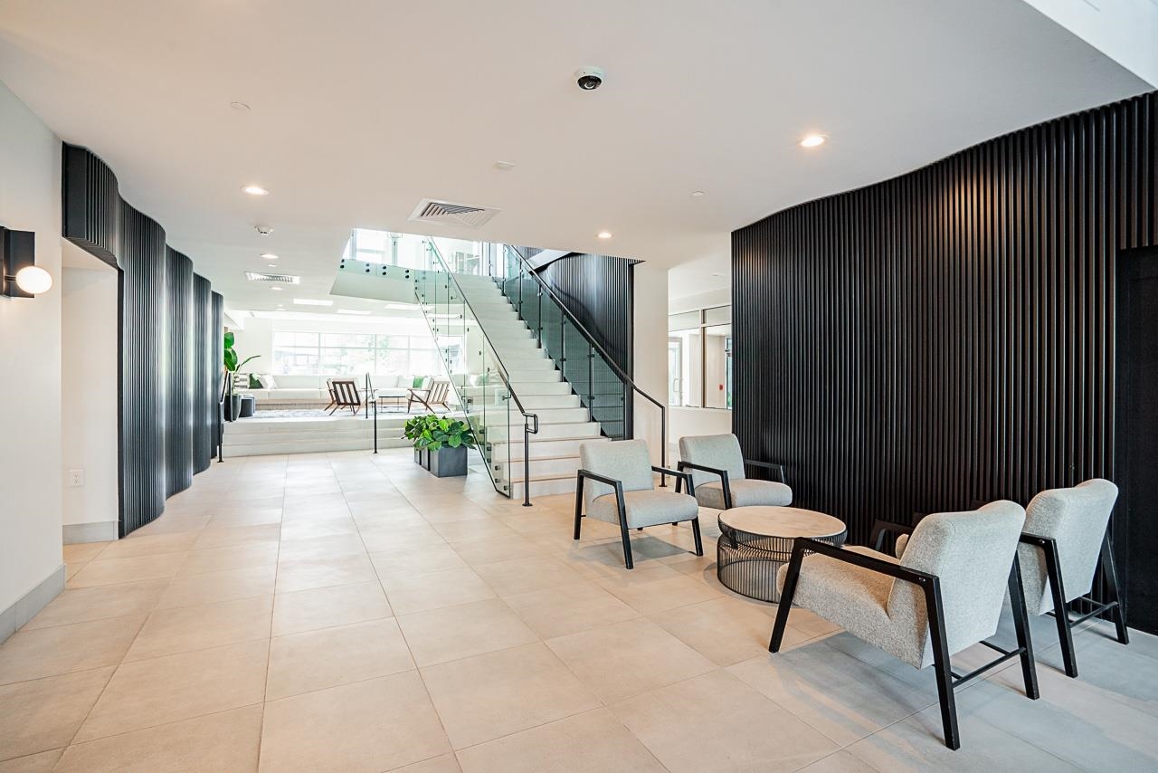 3430 E Kent Avenue South 114