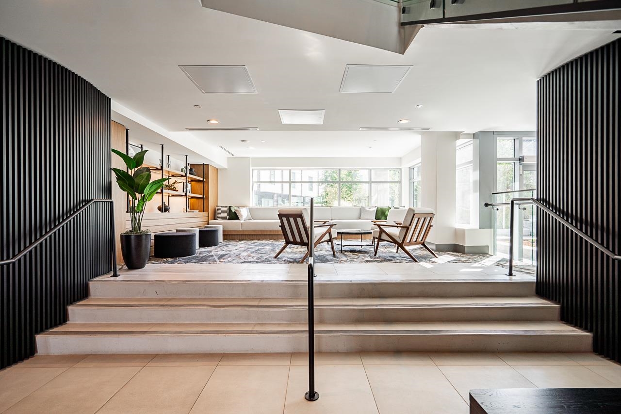 3430 E Kent Avenue South 114