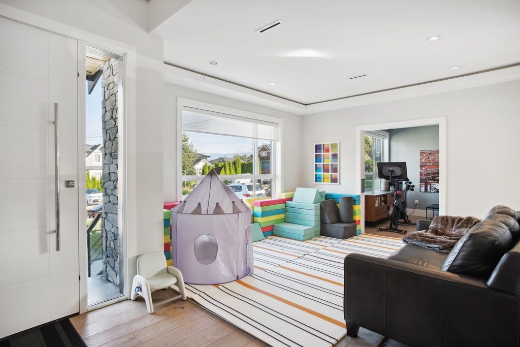 listing image 1107330227023355009