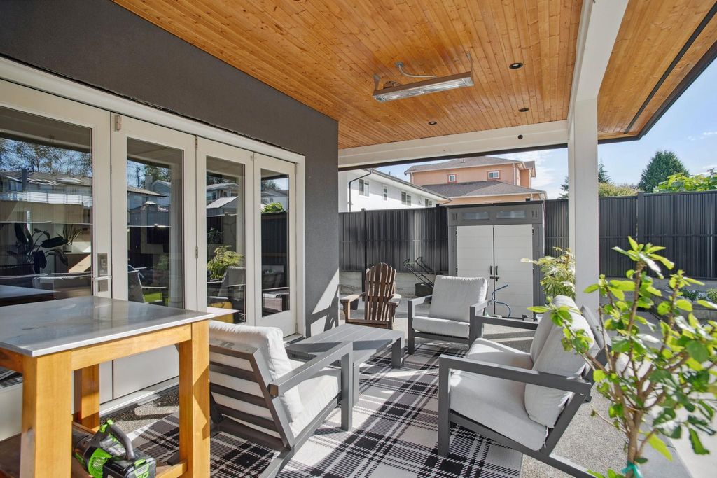 listing image 1100011892165941318