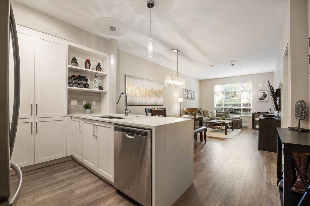 listing image 1103195783042719727