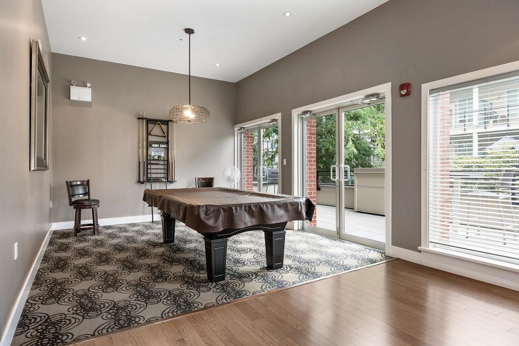 listing image 1100331932489230294