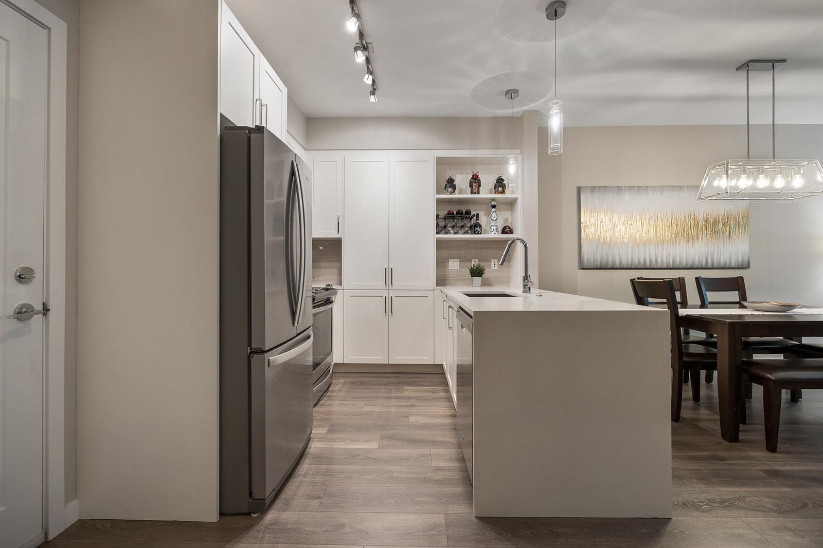 20211 66 Avenue E106