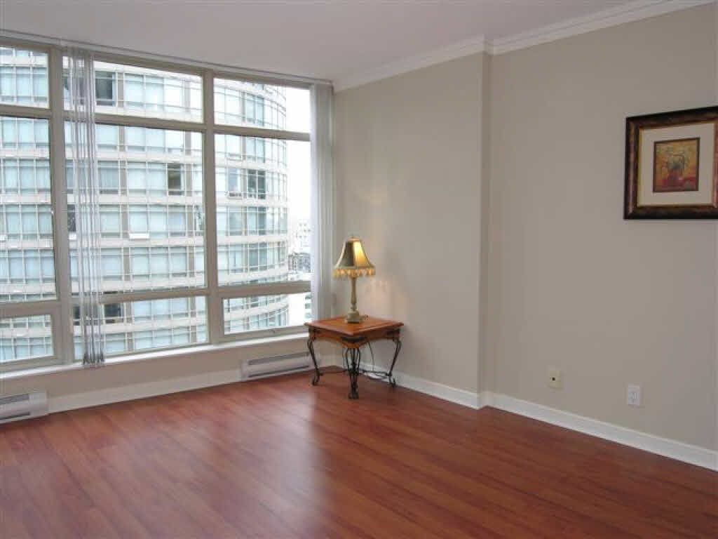 listing image 1107937670063236895