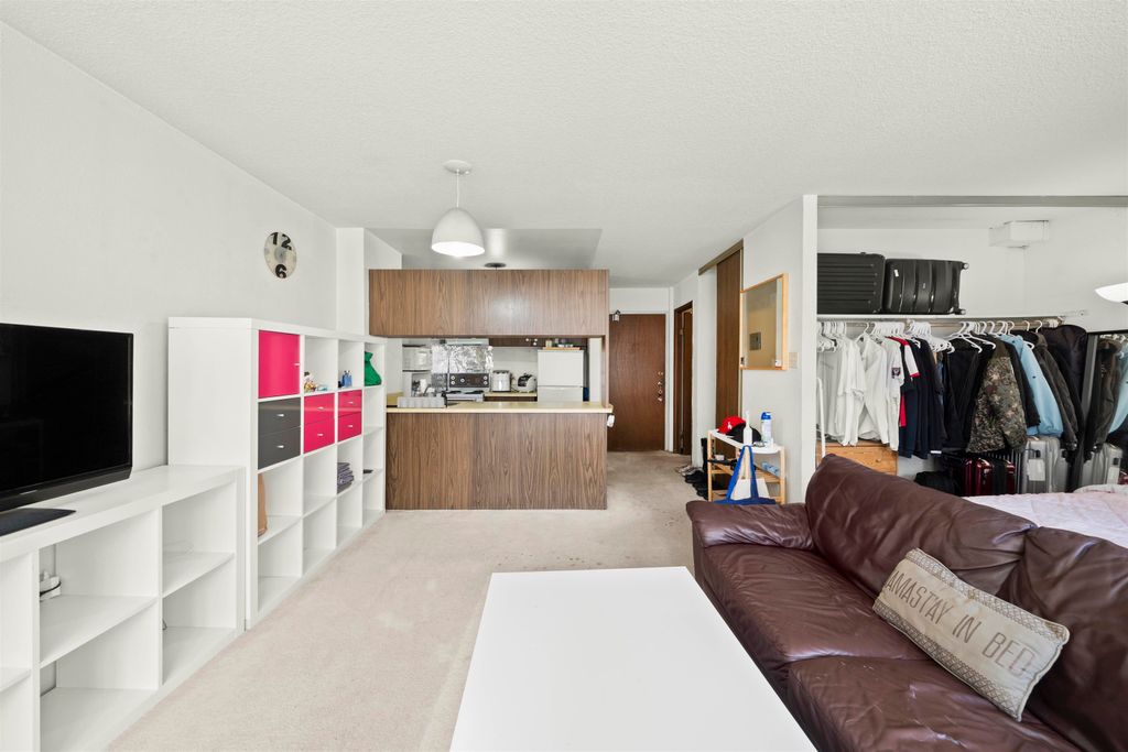 listing image 1101461825891878983