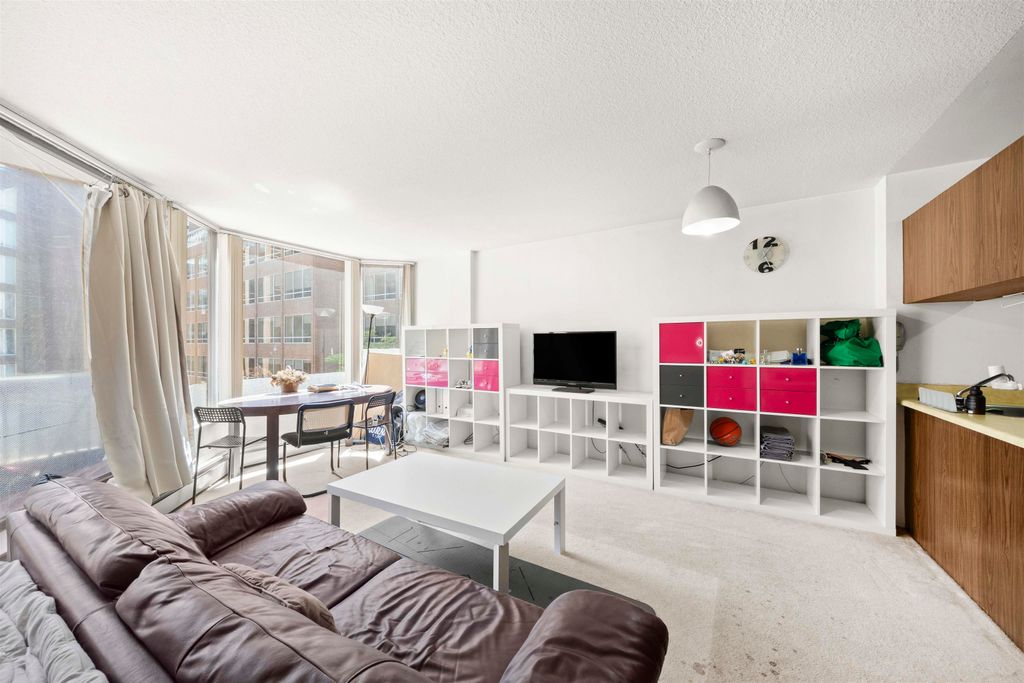 listing image 1107626610839976270