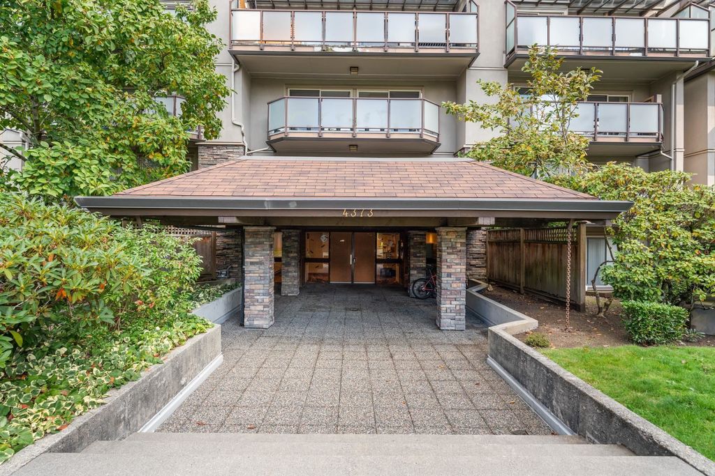 listing image 1109852771607403261