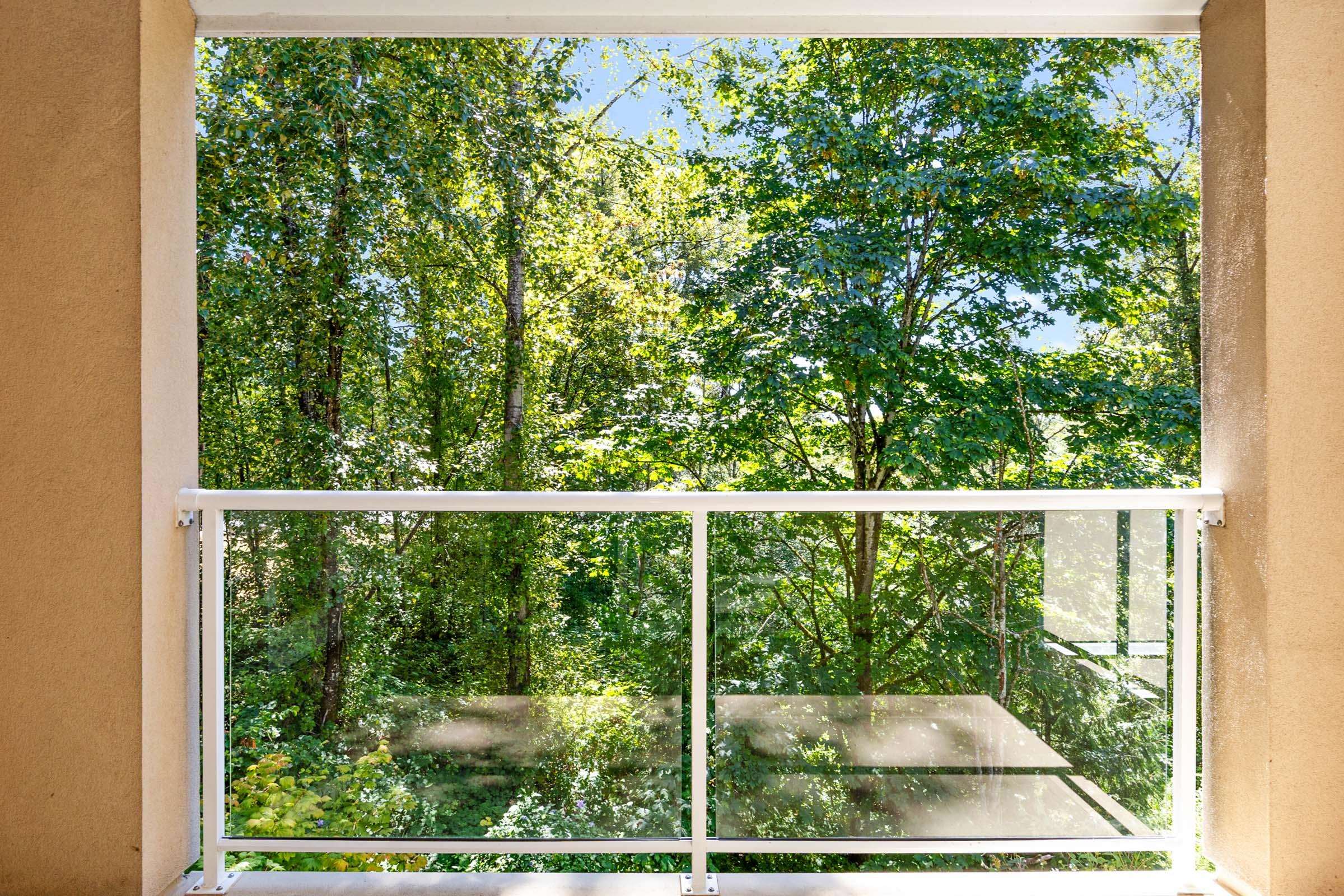 22722 Lougheed Highway 302