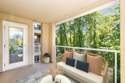 22722 Lougheed Highway 302 Maple Ridge BC V2X 2V6