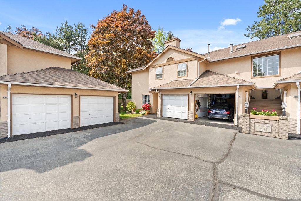Photo of 14861 98 Avenue #123, Surrey, BC V3R 9Z8 (MLS # R3121190)
