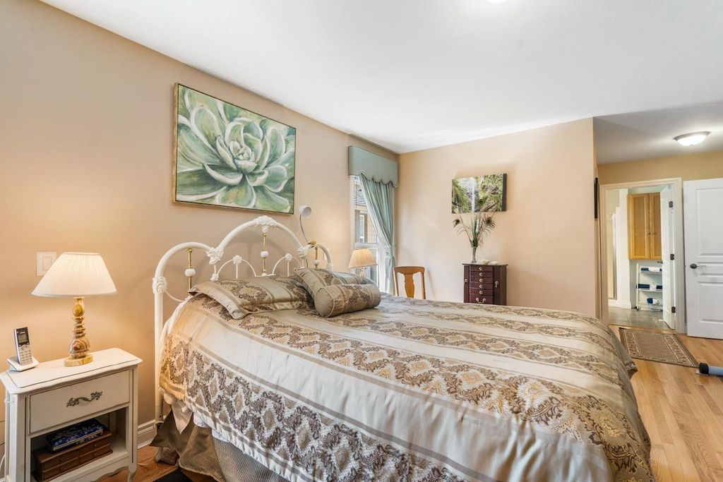 listing image 1106138448078537875