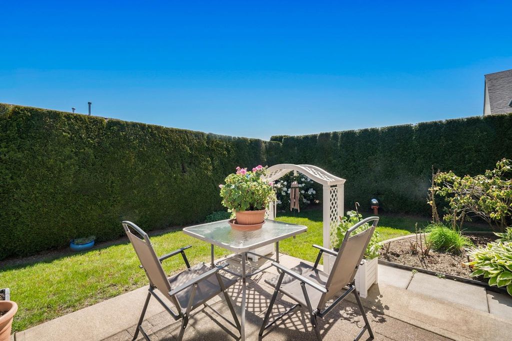 listing image 1107533997575551908