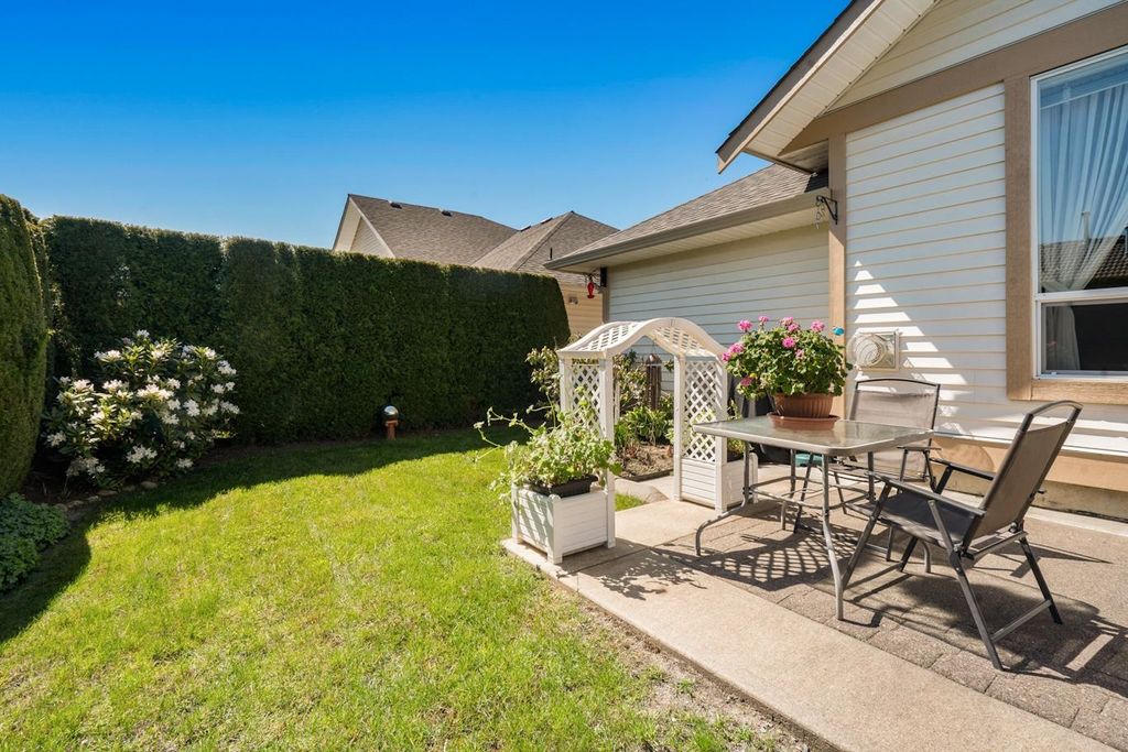 listing image 1102592453654829277