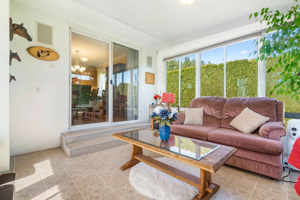 listing image 1103545056831197171