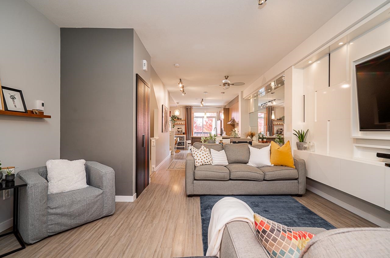 1338 Hames Crescent 3