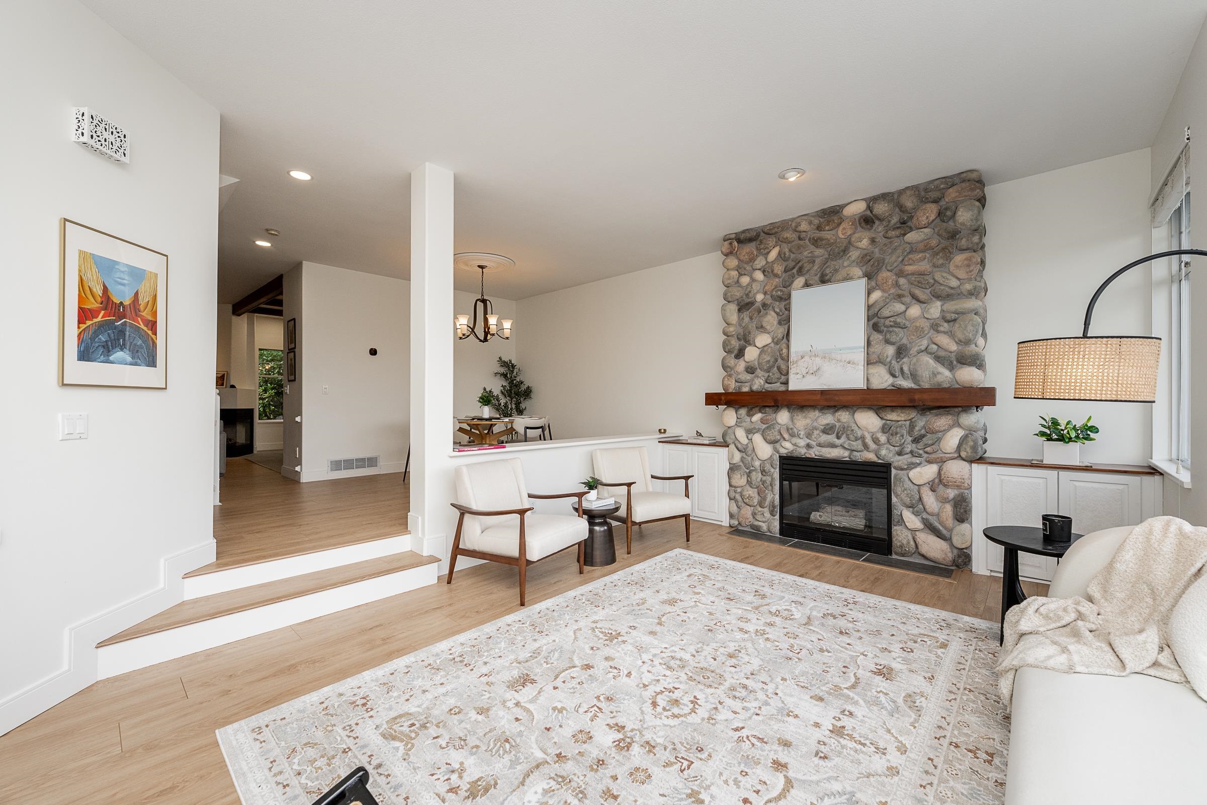 2979 Panorama Drive 13