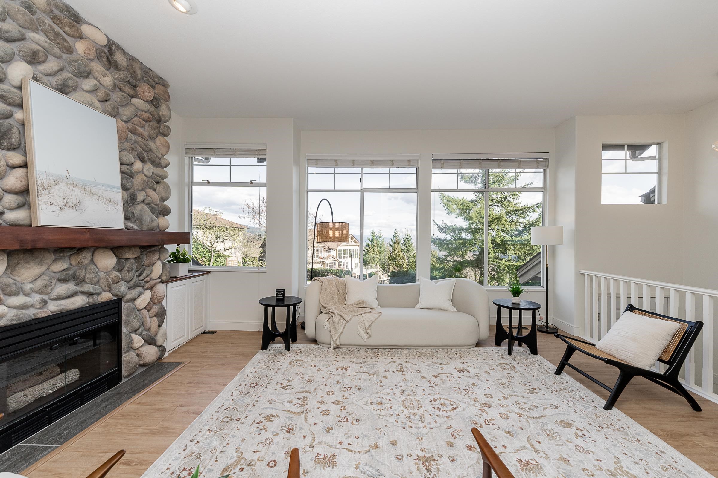 2979 Panorama Drive 13