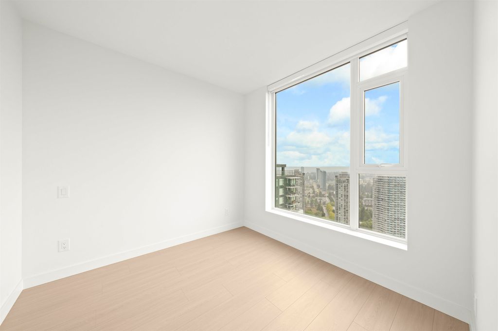 listing image 1103834131036495751