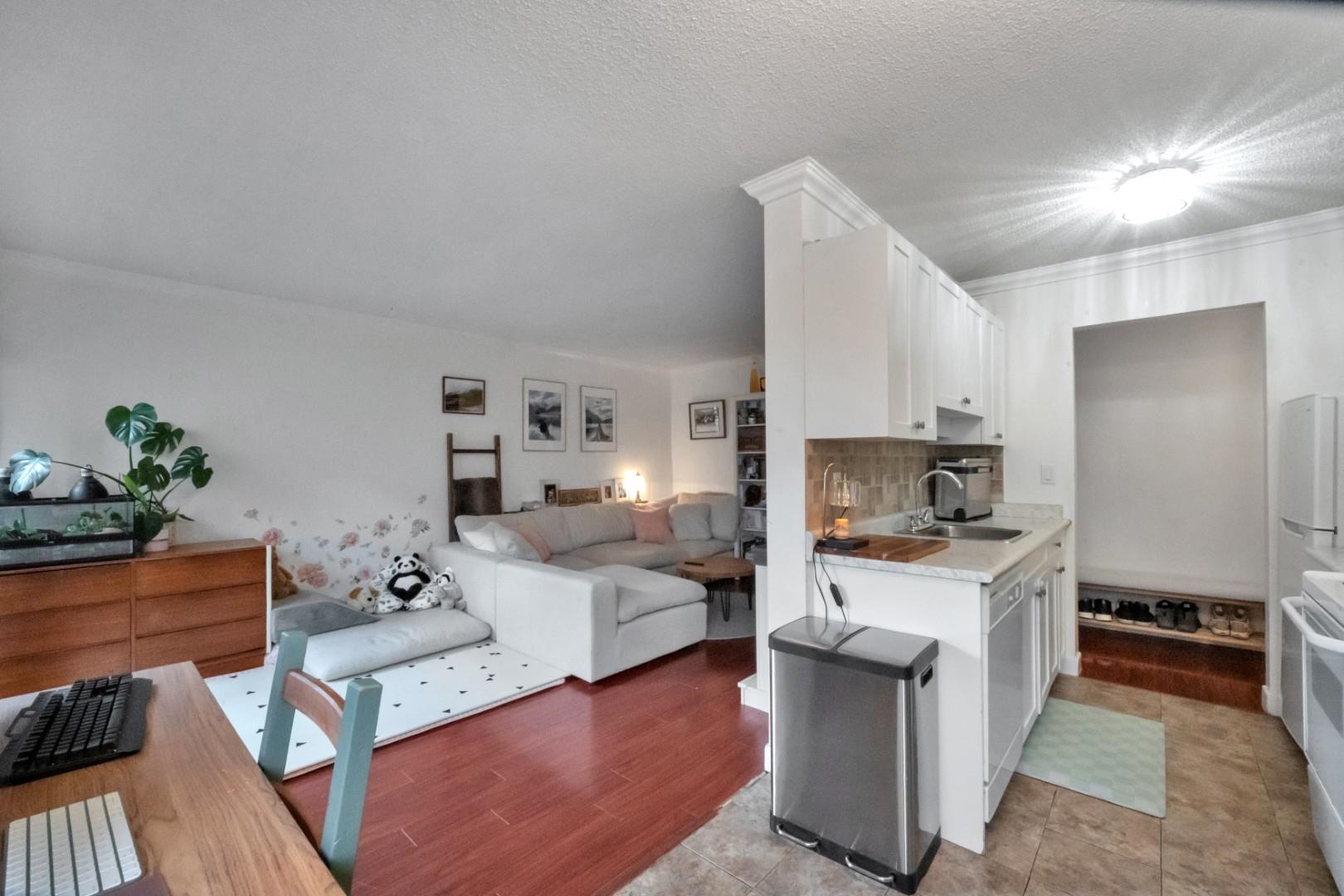 214 E 15th Street 103