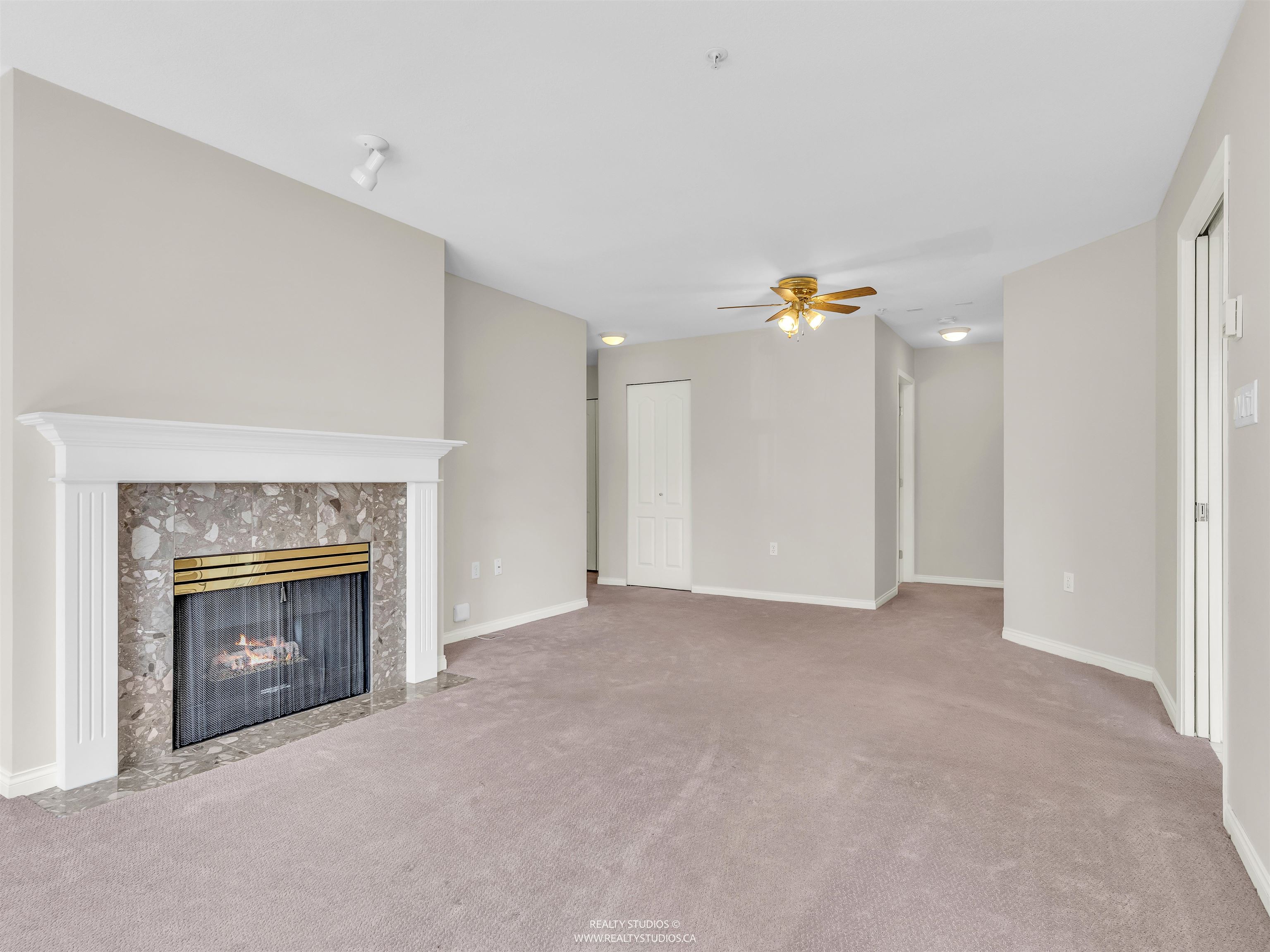 2059 Chesterfield Avenue 413