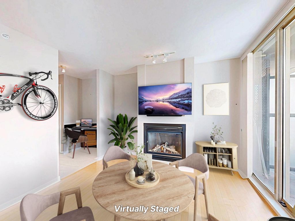 listing image 1100465065893384501