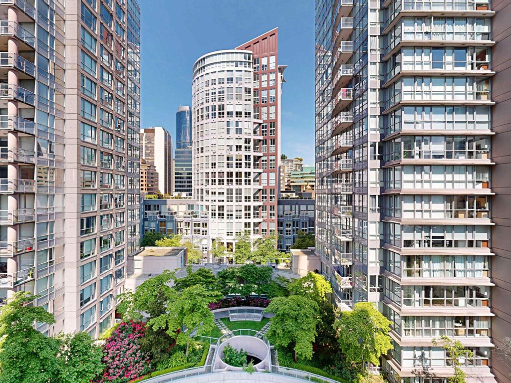 listing image 1104938138140955786