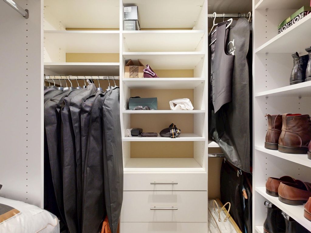 listing image 1101770325439012900