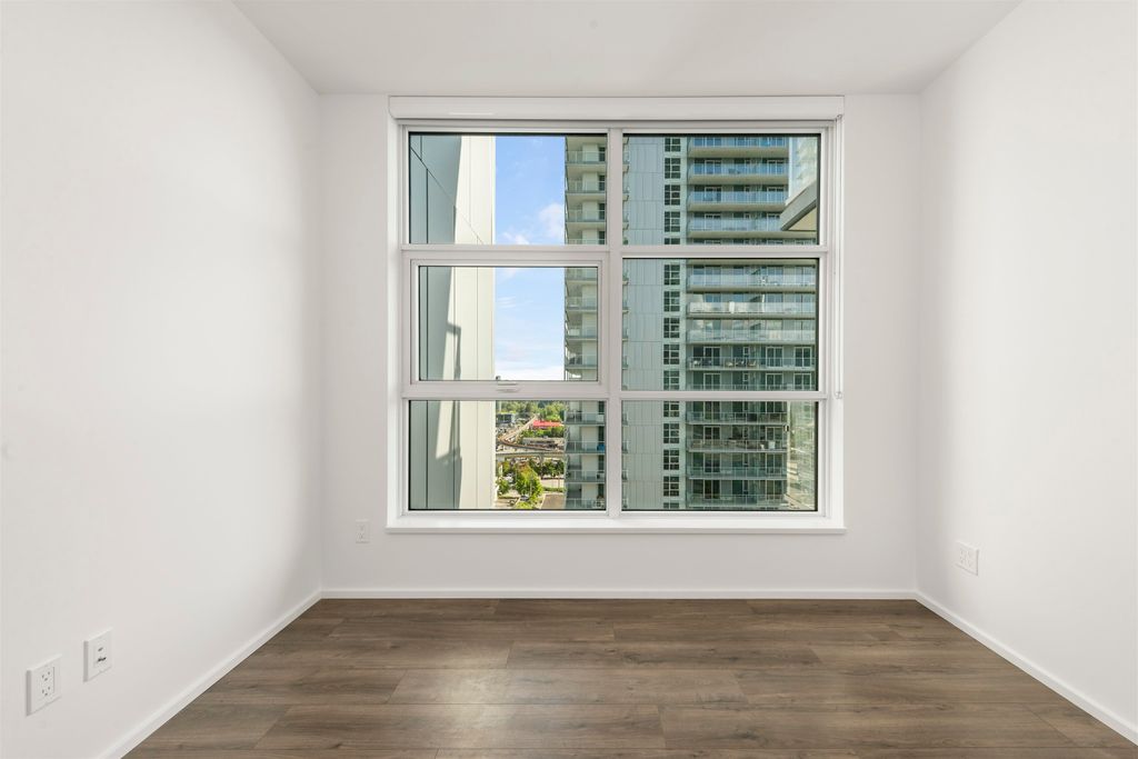 listing image 1104165660016925452