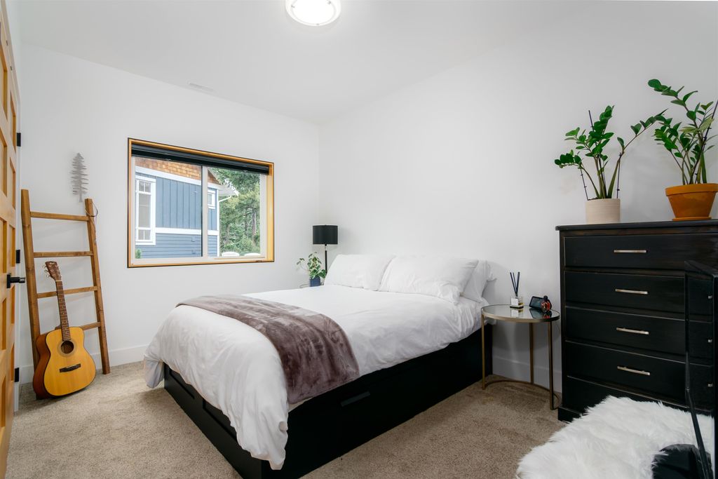 listing image 1103281984434890031