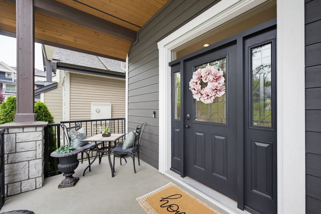 Photo of 24640 101 Avenue, Maple Ridge, BC V2W 0H1 (MLS # R3157323)