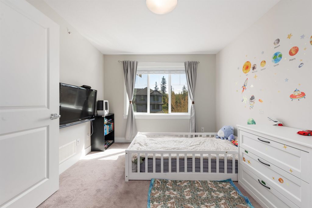listing image 1108021249701661261