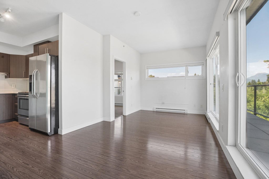 Photo of 12070 227 Street #402, Maple Ridge, BC V2X 9H2 (MLS # R3138571)