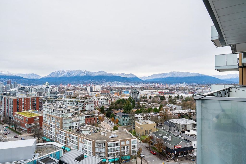 listing image 1103272921740575273