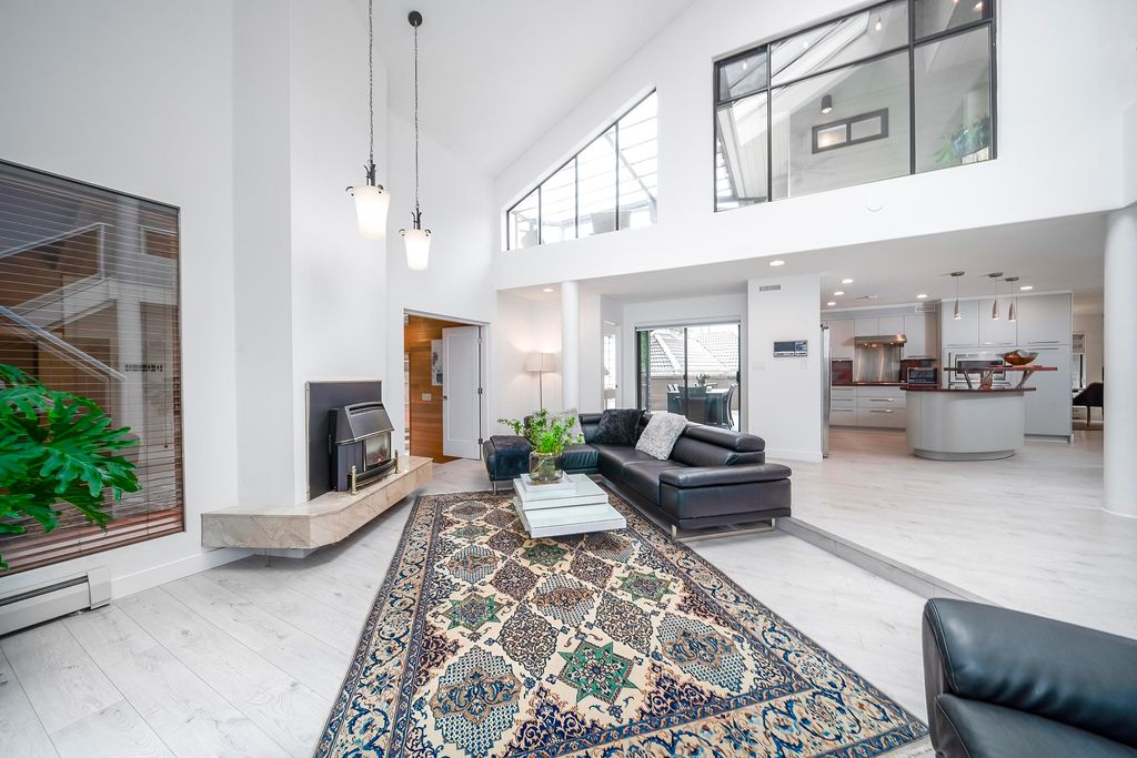 listing image 1109324508365271631