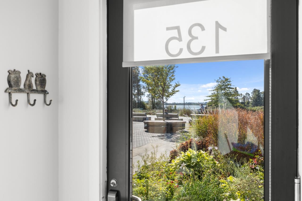 6160 London Road 135