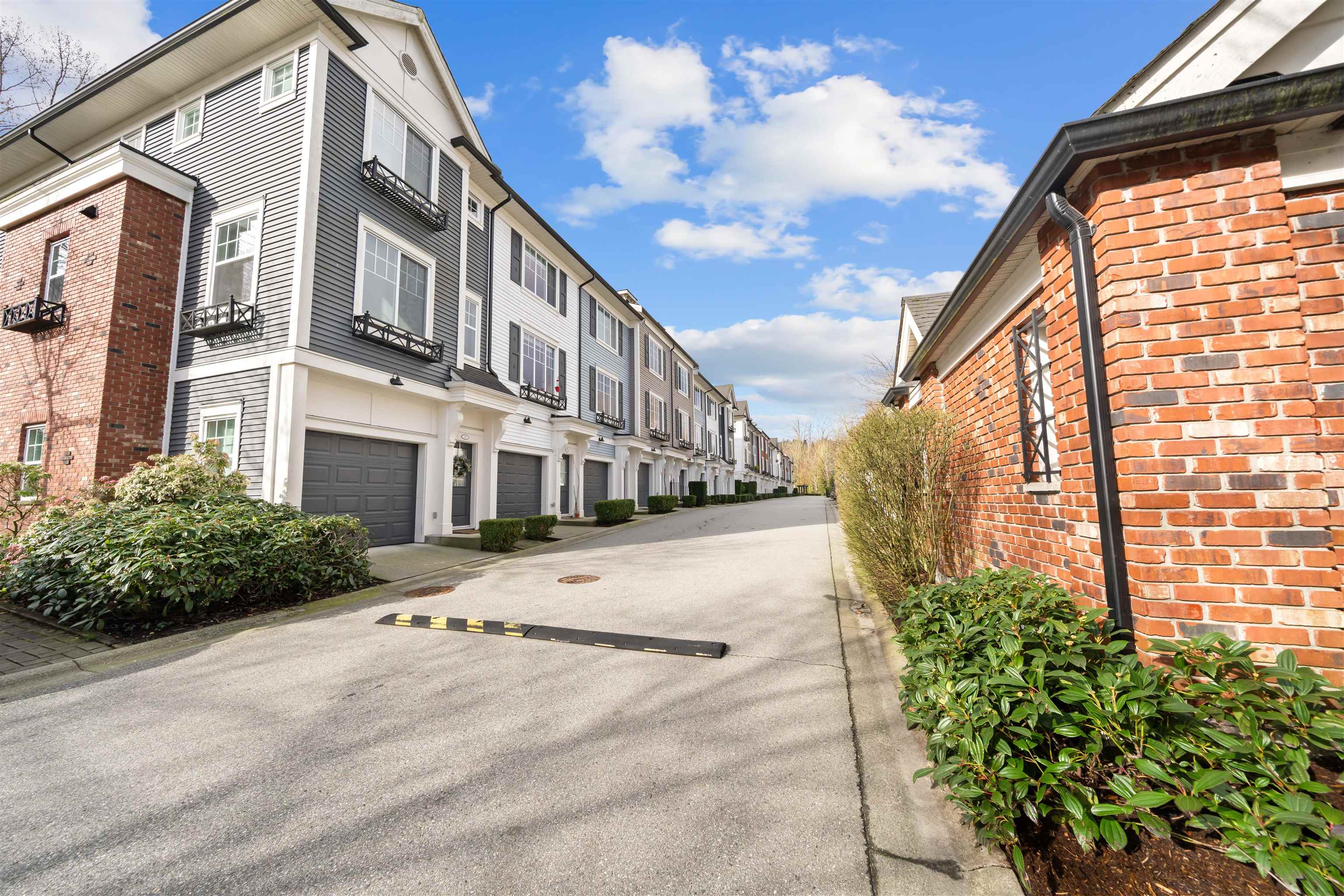 3010 Riverbend Drive 128