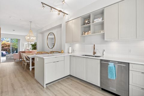 2380 Ranger Lane 69 Port Coquitlam BC V3B 0M4