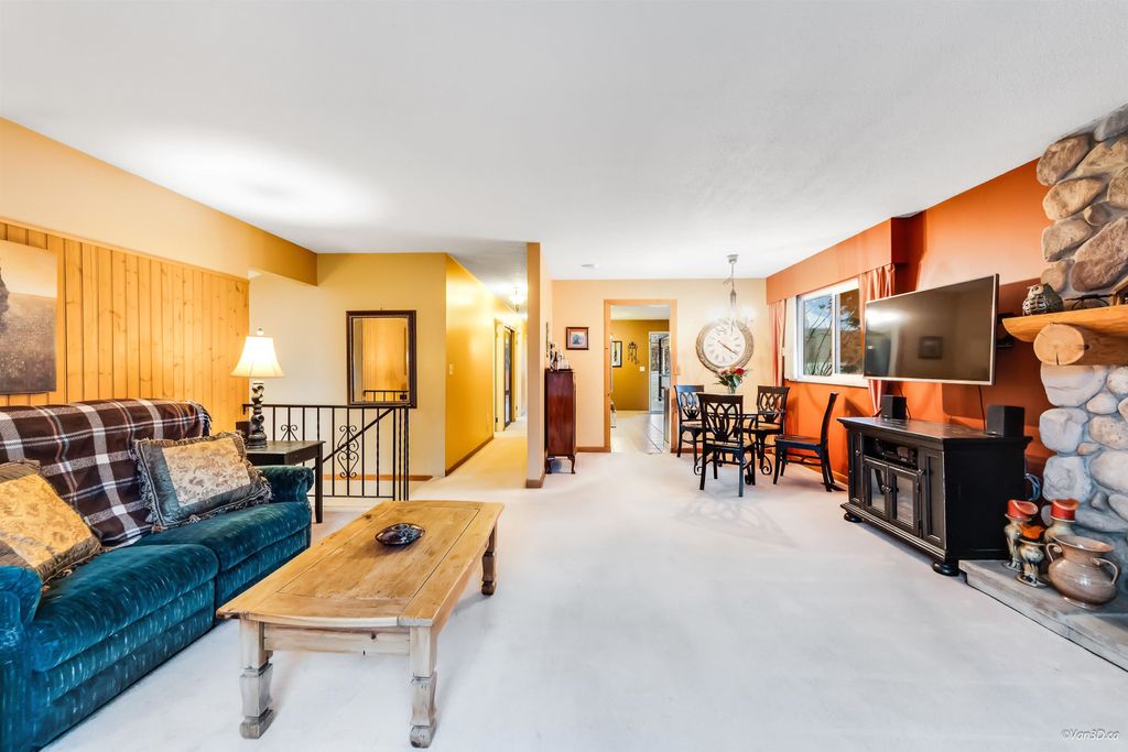 listing image 1104360941828159388