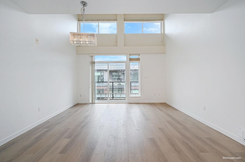 listing image 1103988613363220028