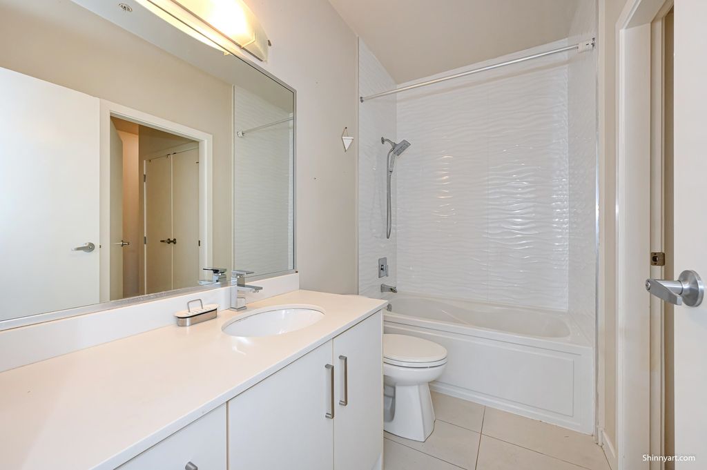 listing image 1107653214729559403