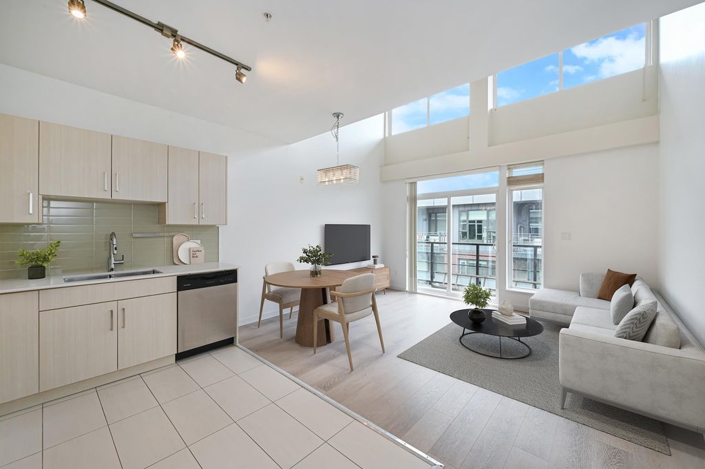 listing image 1106102566146323066