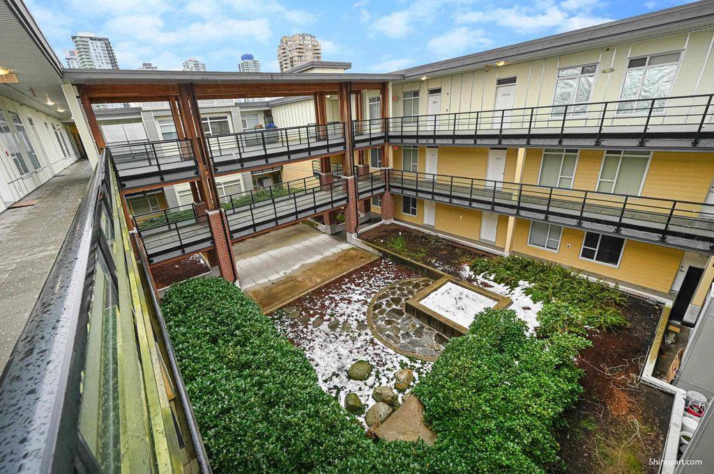 listing image 1109171414053161785