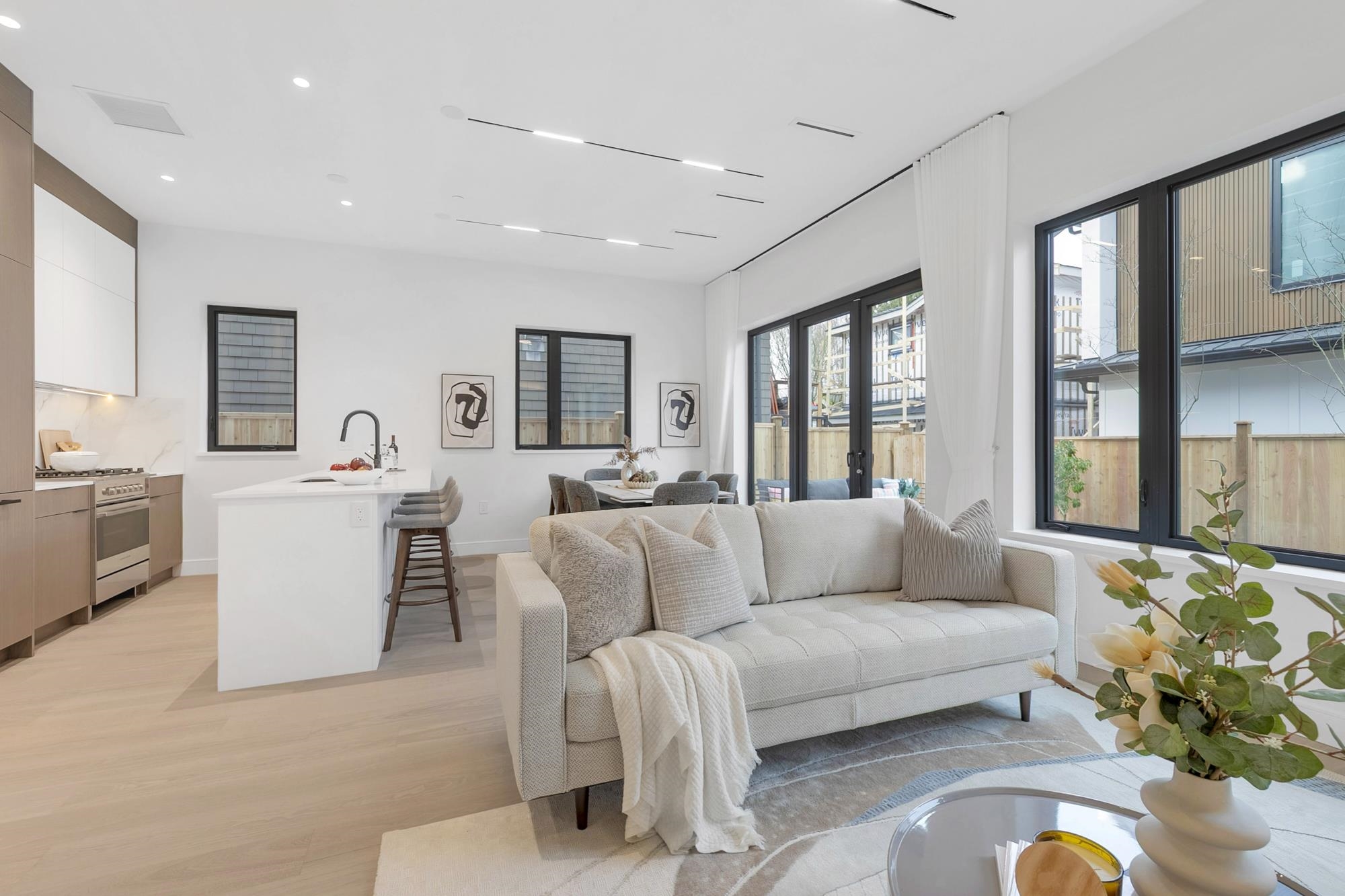 4023 W 18th Avenue 2