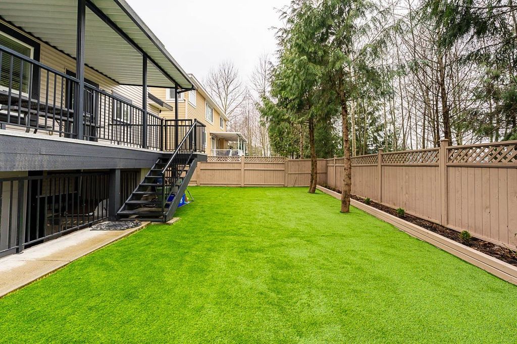 listing image 1109227338567296697