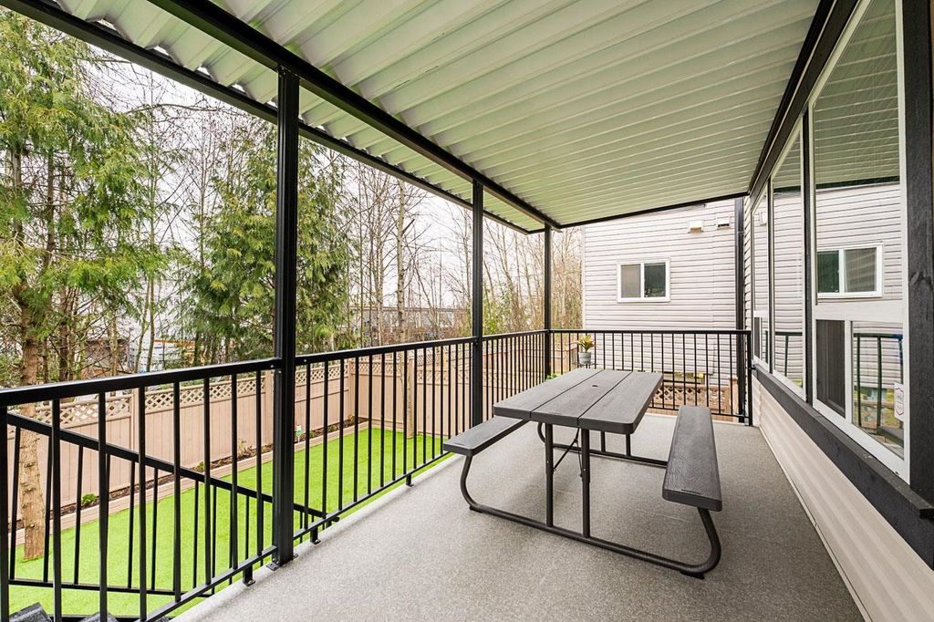 listing image 1105243844573333457