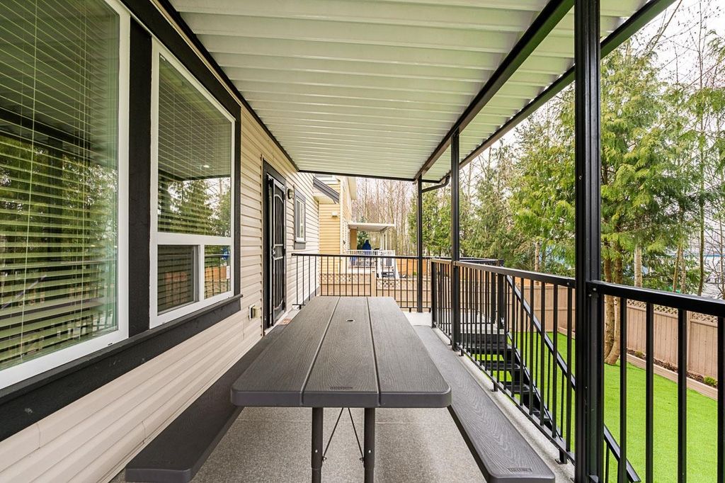 listing image 1104905280642319618